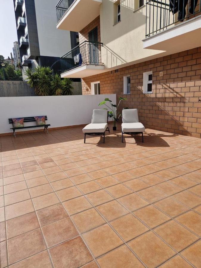 Lovely Apartment Funchal Exterior photo